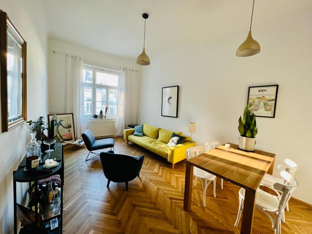 Altbauschatz Am Alsergrund, Naehe Innere Stadt * Vienna
