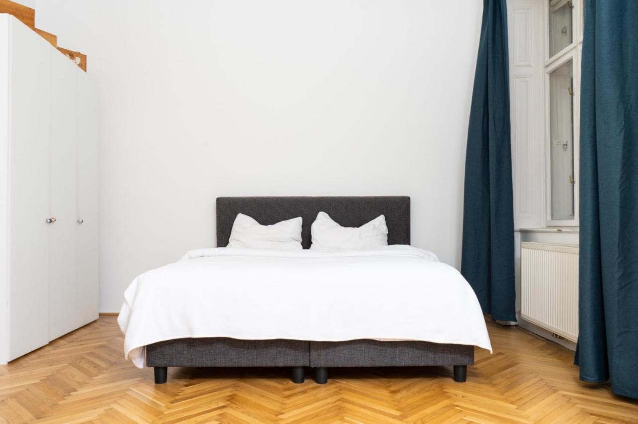 Altbauschatz Am Alsergrund, Naehe Innere Stadt Apartment